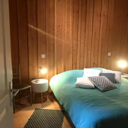 Pilotis Ferienhaus *